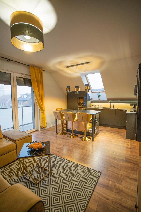 Apartament W Cieplicach Gold イェレニャ・グーラ エクステリア 写真